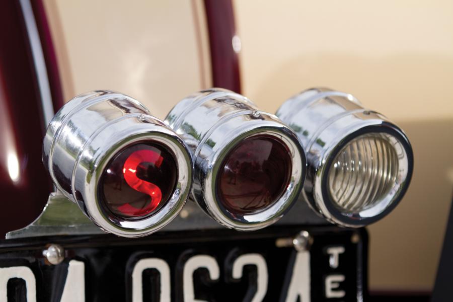  Pierce-Arrow Model 43 Roadster 1931 года  (фото 27 из 35)